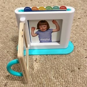 Lovevery emotion match mirror